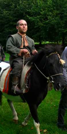 Steve_Redford_The_MiniMen_your_Highness_movie_filmset_horse_riding_scene_copy