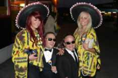 Steve_Redford_Max_Laird_with_Mexicans