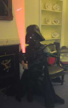 Steve_Redford_The_MiniMen_Dwarf_Vader